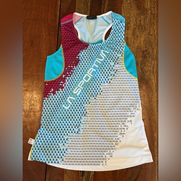 La Sportiva Tops - La Sportiva Women's Multicolor Geometric Racerback Tank